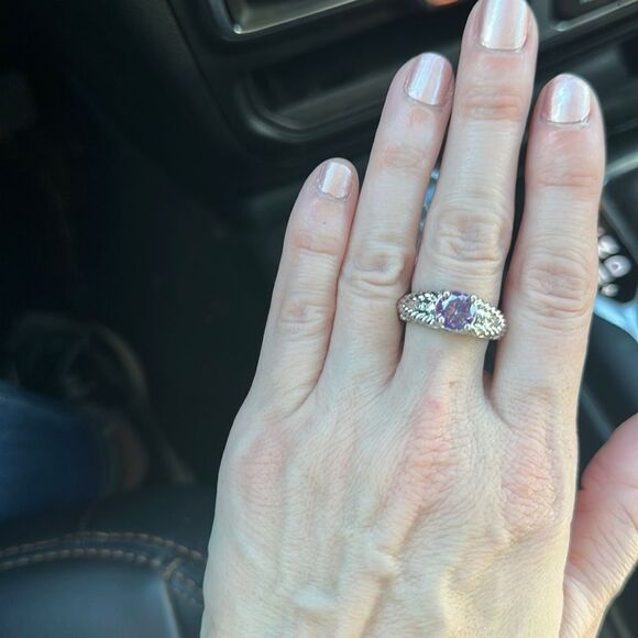 amethyst colored silver ring - Picture 1 of 6